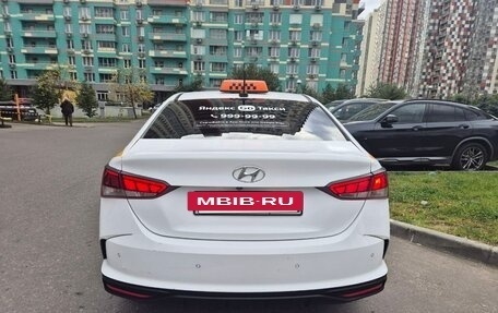 Hyundai Solaris II рестайлинг, 2021 год, 1 200 000 рублей, 3 фотография