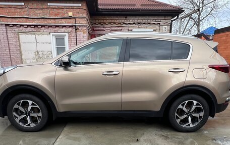 KIA Sportage IV рестайлинг, 2018 год, 1 850 000 рублей, 4 фотография