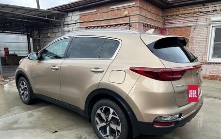 KIA Sportage IV рестайлинг, 2018 год, 1 850 000 рублей, 5 фотография