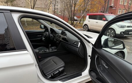 BMW 3 серия, 2017 год, 1 490 000 рублей, 16 фотография