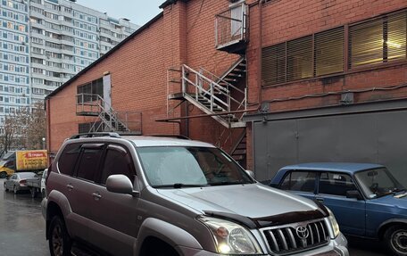 Toyota Land Cruiser Prado 120 рестайлинг, 2004 год, 1 650 000 рублей, 3 фотография