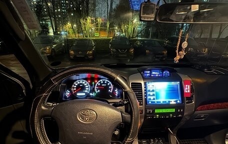 Toyota Land Cruiser Prado 120 рестайлинг, 2004 год, 1 650 000 рублей, 10 фотография