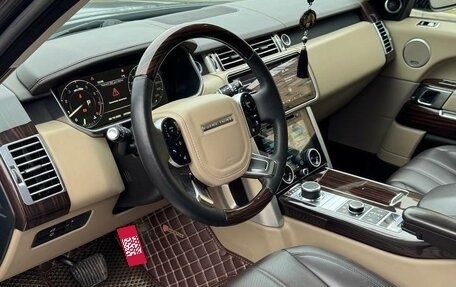 Land Rover Range Rover IV рестайлинг, 2015 год, 4 600 000 рублей, 5 фотография