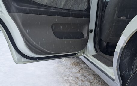 Nissan Avenir II, 1998 год, 370 000 рублей, 2 фотография