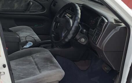 Nissan Avenir II, 1998 год, 370 000 рублей, 5 фотография