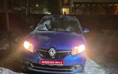 Renault Logan II, 2015 год, 525 000 рублей, 1 фотография