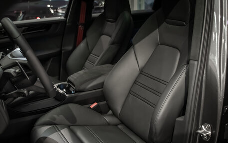 Porsche Cayenne III, 2025 год, 24 400 000 рублей, 20 фотография