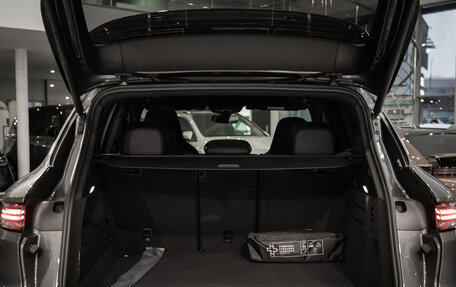 Porsche Cayenne III, 2025 год, 24 400 000 рублей, 38 фотография