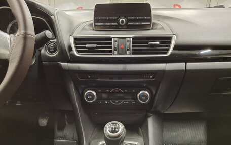 Mazda 3, 2014 год, 1 370 000 рублей, 15 фотография