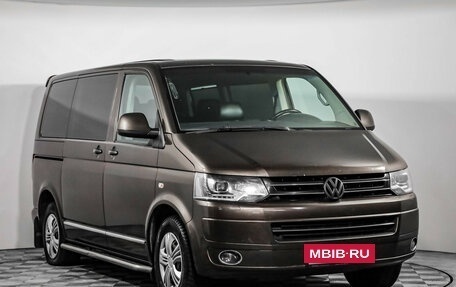 Volkswagen Caravelle T5, 2013 год, 1 899 000 рублей, 3 фотография