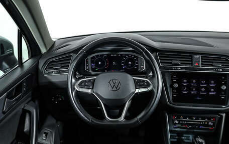 Volkswagen Tiguan II, 2021 год, 3 099 000 рублей, 11 фотография