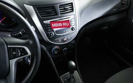 Hyundai Solaris II рестайлинг, 2013 год, 799 000 рублей, 19 фотография