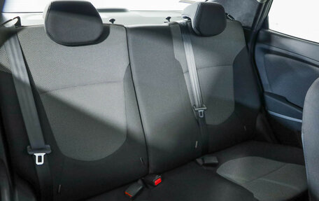 Hyundai Solaris II рестайлинг, 2013 год, 799 000 рублей, 25 фотография