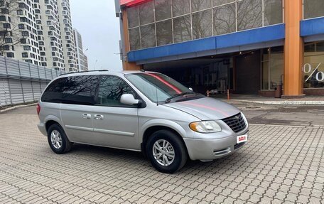 Chrysler Town & Country IV, 2005 год, 545 000 рублей, 8 фотография