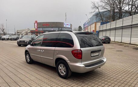 Chrysler Town & Country IV, 2005 год, 545 000 рублей, 4 фотография