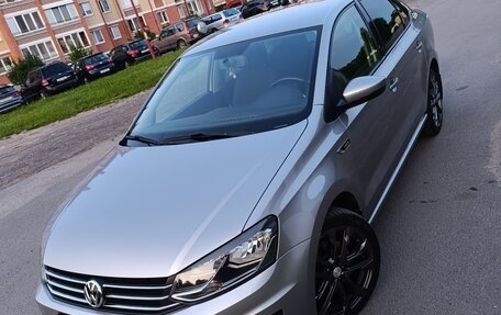 Volkswagen Polo VI (EU Market), 2019 год, 1 250 000 рублей, 1 фотография