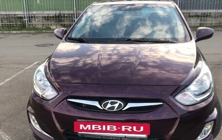 Hyundai Solaris II рестайлинг, 2012 год, 750 000 рублей, 11 фотография