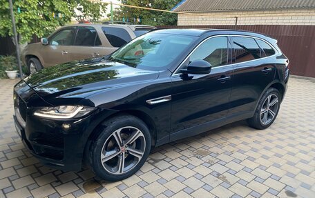 Jaguar F-Pace, 2016 год, 2 390 000 рублей, 3 фотография