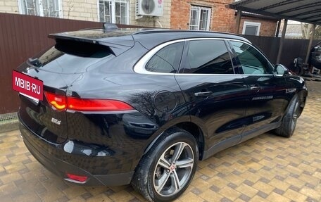 Jaguar F-Pace, 2016 год, 2 390 000 рублей, 6 фотография