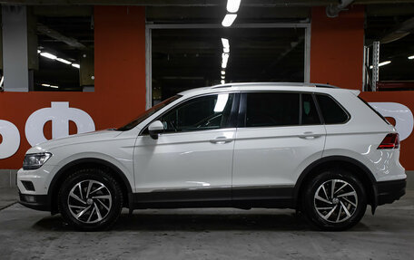 Volkswagen Tiguan II, 2018 год, 1 998 000 рублей, 8 фотография