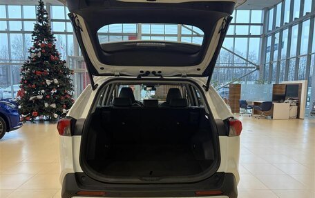 Toyota RAV4, 2025 год, 4 500 000 рублей, 16 фотография