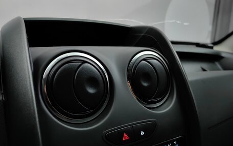 Renault Duster I рестайлинг, 2018 год, 1 179 000 рублей, 13 фотография