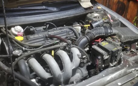 Dodge Stratus II, 1999 год, 230 000 рублей, 13 фотография