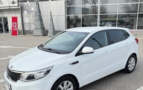 KIA Rio III рестайлинг, 2016 год, 1 240 000 рублей, 2 фотография