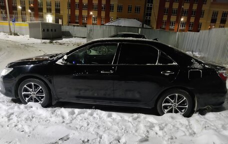 Toyota Camry, 2015 год, 1 750 000 рублей, 2 фотография