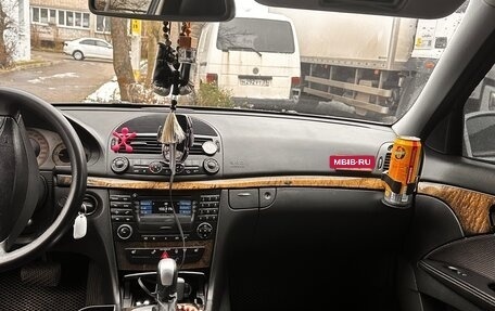 Mercedes-Benz E-Класс, 2004 год, 570 000 рублей, 8 фотография