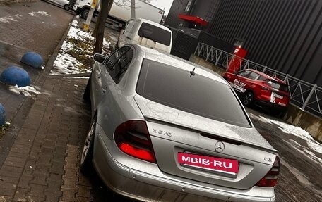 Mercedes-Benz E-Класс, 2004 год, 570 000 рублей, 12 фотография