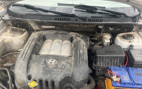 Hyundai Santa Fe III рестайлинг, 2004 год, 620 000 рублей, 15 фотография