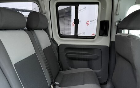 Volkswagen Caddy III рестайлинг, 2011 год, 1 299 000 рублей, 13 фотография