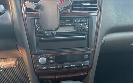 Nissan Maxima VIII, 2002 год, 350 000 рублей, 8 фотография