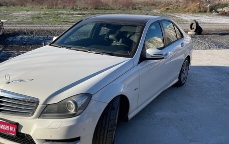 Mercedes-Benz C-Класс, 2012 год, 2 100 000 рублей, 1 фотография