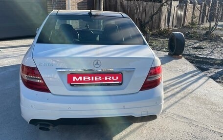 Mercedes-Benz C-Класс, 2012 год, 2 100 000 рублей, 3 фотография