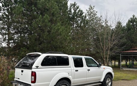 Nissan NP300, 2010 год, 2 150 000 рублей, 4 фотография