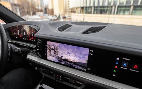 Porsche Cayenne III, 2024 год, 17 390 000 рублей, 12 фотография