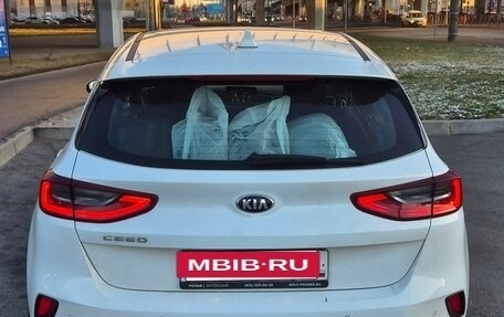 KIA cee'd III, 2019 год, 1 650 000 рублей, 2 фотография