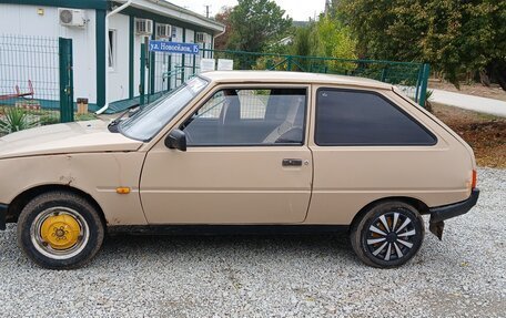 ЗАЗ 1102 «Таврия», 1993 год, 55 000 рублей, 2 фотография