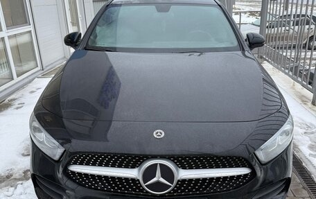 Mercedes-Benz A-Класс, 2021 год, 3 500 000 рублей, 2 фотография