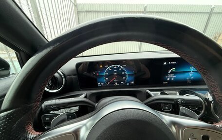 Mercedes-Benz A-Класс, 2021 год, 3 500 000 рублей, 8 фотография