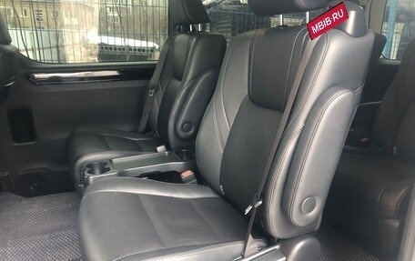 Toyota HiAce H300, 2021 год, 7 000 000 рублей, 8 фотография