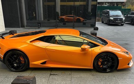 Lamborghini Huracán, 2018 год, 20 100 000 рублей, 5 фотография