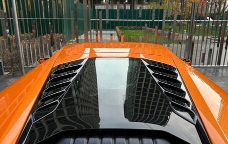 Lamborghini Huracán, 2018 год, 20 100 000 рублей, 12 фотография