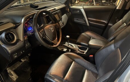 Toyota RAV4, 2013 год, 2 100 000 рублей, 6 фотография