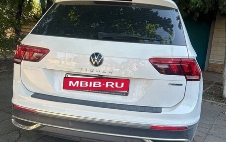 Volkswagen Tiguan II, 2021 год, 3 500 000 рублей, 4 фотография