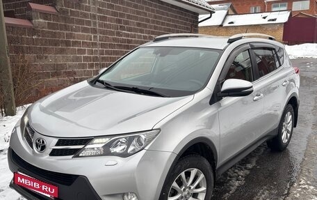 Toyota RAV4, 2013 год, 2 100 000 рублей, 2 фотография