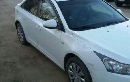 Chevrolet Cruze II, 2012 год, 670 000 рублей, 3 фотография