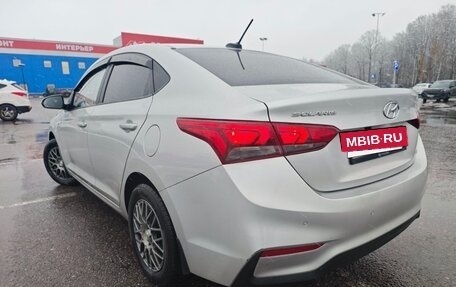 Hyundai Solaris II рестайлинг, 2019 год, 1 000 000 рублей, 5 фотография